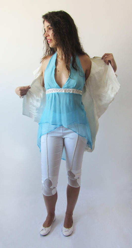 Chaqueta blanca de seda salvaje combinada con gasa