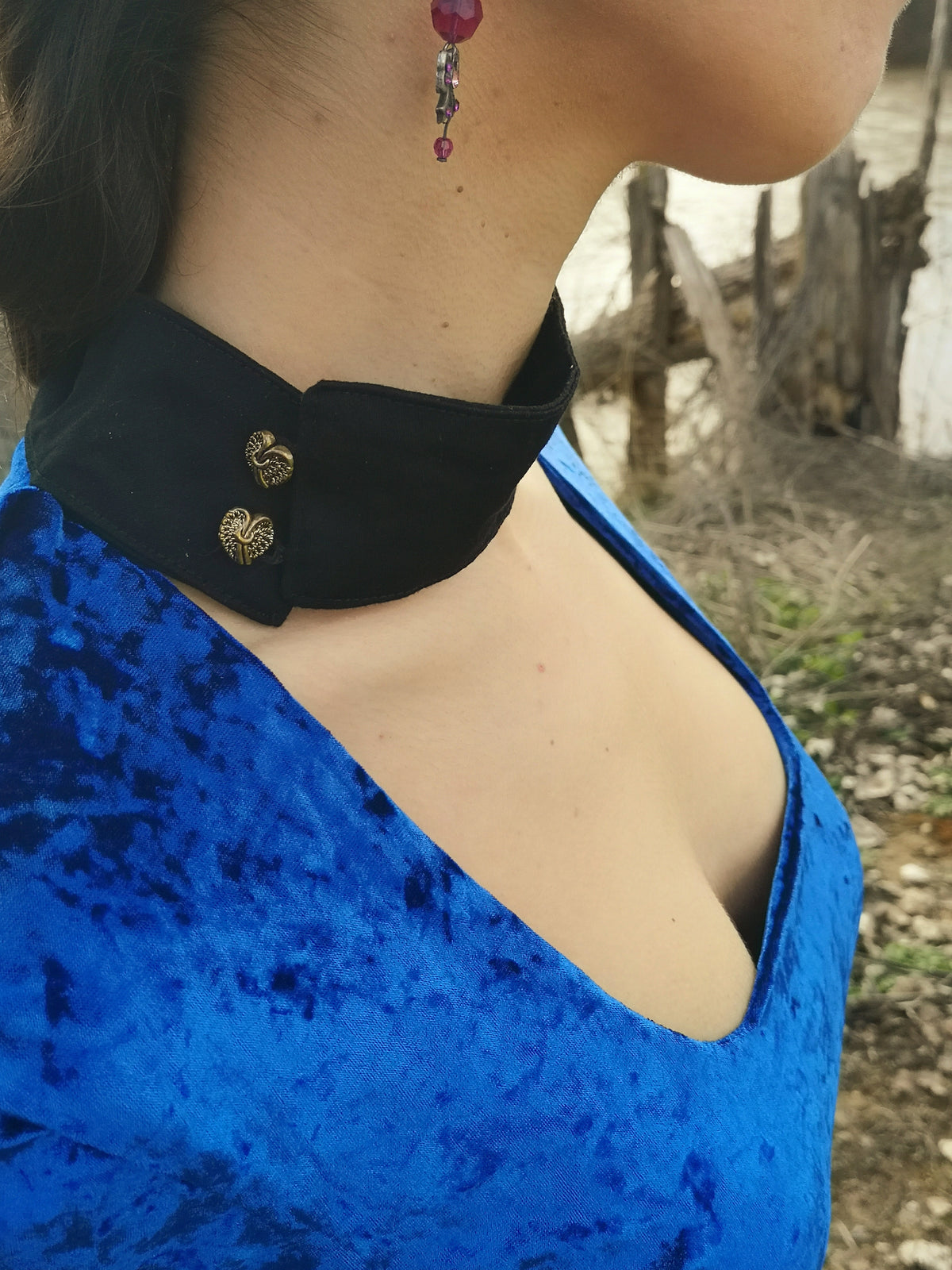 Vestido terciopelo azul manga larga